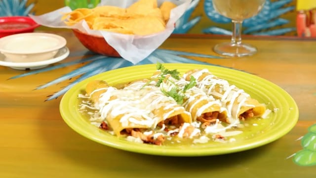 Enchiladas Suizas.